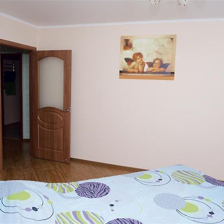 Двохкімнатні Апартаменти В Новому Жк Біля Дніпра! Cherkasy Exterior photo